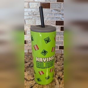 Minecraft Green Creeper Tumbler with Straw & Lid 16oz